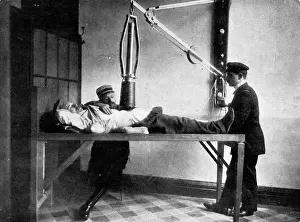 Historical Medical Images Prints: Electro-magnet