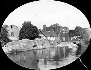 Early 20th Century Eynsford Print: River and Local Houses