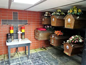 Flemish Soldiers Memorial Crypt, Zonnbeke Flemish Soldiers Memorial Crypt, Zonnbeke