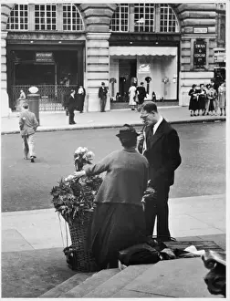 London Street Scene Print, 1939