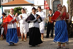 Folklore group dancing in Funchal, Madeira Folklore group dancing in Funchal, Madeira
