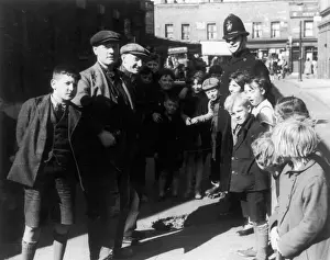 British Police History Prints: Friendly Policeman