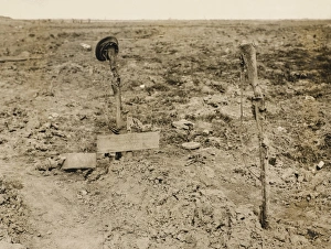 Grave of an unknown British soldier near Ginchy Grave of an unknown British soldier near Ginchy