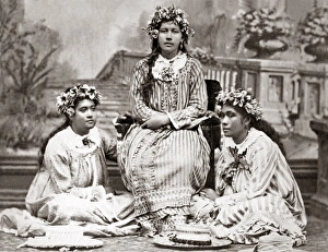Group of young women, Tahiti, circa 1880s Group of young women, Tahiti, circa 1880s