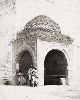 Halfaouine street fountain, Tunis, Tunisia Halfaouine street fountain, Tunis, Tunisia