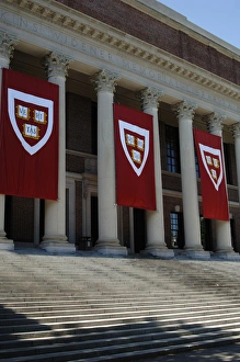 The Harry Elkins Widener Memorial Library. Harvard Univerist The Harry Elkins Widener Memorial Library. Harvard Univerist