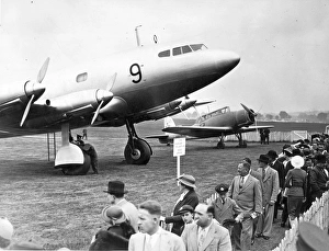 de Havilland DH91 Albatross alongside Blackburn Skua de Havilland DH91 Albatross alongside Blackburn Skua