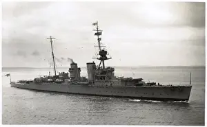 Royal Navy Cruisers Prints: HMS Effingham