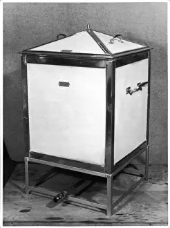 Retro Kitchen Decor Ideas Prints: ICE BOX 1930S