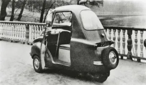 Classic British Vehicles Prints: Scootacar