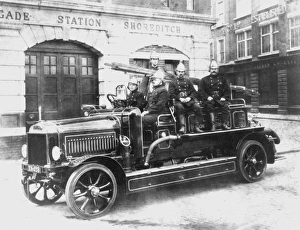 LCC-LFB Dennis motorised Hatfield fire engine LCC-LFB Dennis motorised Hatfield fire engine