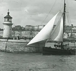 Coastal Landmarks UK Prints: Lighthouse, Ramsgate