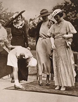 Little boys bows very low to the Duchess of York Little boys bows very low to the Duchess of York