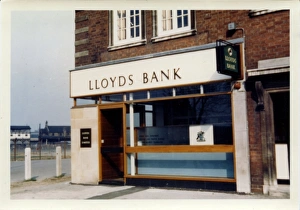 Lloyds Bank Branch, Birmingham Area, Warwickshire Lloyds Bank Branch, Birmingham Area, Warwickshire