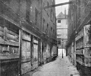 London Slums - White Horse Yard, Coleman Street London Slums - White Horse Yard, Coleman Street