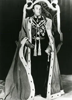Lord Louis Mountbatten in robes as Viceroy of India Lord Louis Mountbatten in robes as Viceroy of India