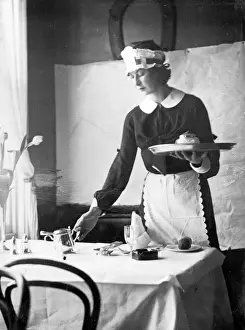Early 1930s Print of Lyons Nippie Clearing Tables