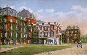 Main Building, Vassar College, Poughkeepsie, NY State, USA Main Building, Vassar College, Poughkeepsie, NY State, USA