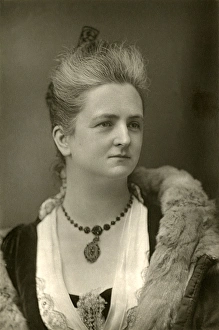 Mary Davies - Welsh singer (mezzo-soprano) Mary Davies - Welsh singer (mezzo-soprano)