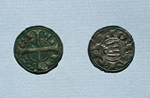 Medieval coins. Left: Diner quatern. Reign of Alfonso I of C Medieval coins. Left: Diner quatern. Reign of Alfonso I of C