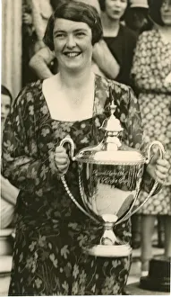 Miss Winifred Brown - winner King?s Cup Air Race Miss Winifred Brown - winner King?s Cup Air Race