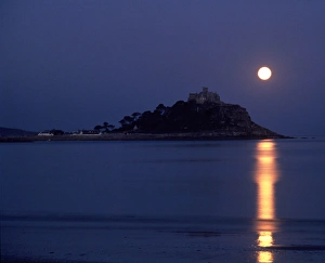 Moonrise over St Michaels Mount, Cornwall Moonrise over St Michaels Mount, Cornwall