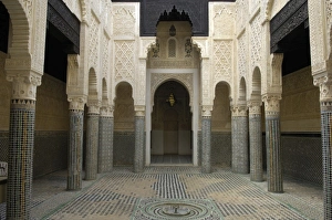 MOROCCO. Sal鮠Madrasah (c. 1341). Islamic art MOROCCO. Sal鮠Madrasah (c. 1341). Islamic art