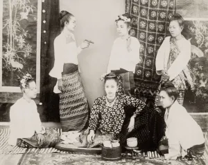 Vintage 19th Century Burmese Lady Print, c.1890