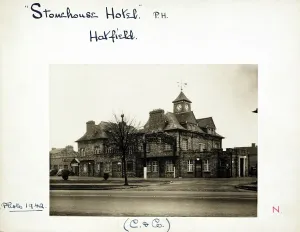 Tunnel Prints: 1942 Print of Stonehouse Hotel, Hatfield, Hertfordshire