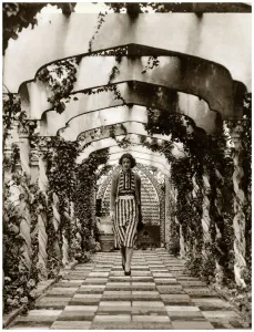 Roof Garden of Derry and Toms, Kensington Print 1938