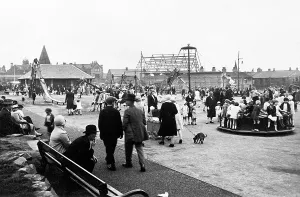 Children Prints: 1920s Pudsey Park Print