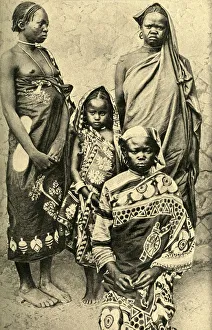 Nubian women and girl, Sudan, East Central Africa Nubian women and girl, Sudan, East Central Africa