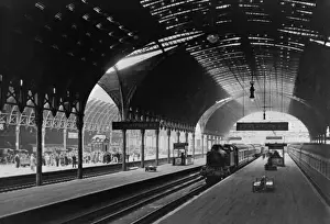 Early 1930s Print of Paddington Station's Platform 5