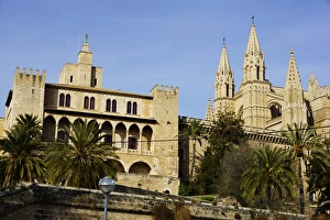 Palma, Mallorca - Cathedral Sa Seu, Almudaina Palace Palma, Mallorca - Cathedral Sa Seu, Almudaina Palace