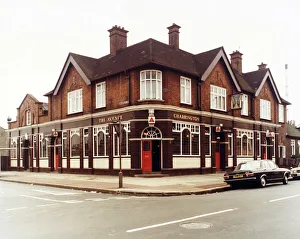Photograph of Avenue Hotel, Manor Park, London Photograph of Avenue Hotel, Manor Park, London