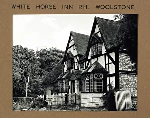 Photograph of White Horse Inn, Woolstone, Oxfordshire Photograph of White Horse Inn, Woolstone, Oxfordshire