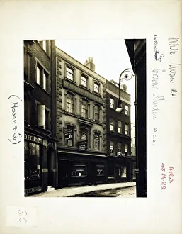 Photograph of White Swan PH, Covent Garden, London Photograph of White Swan PH, Covent Garden, London