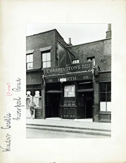 Photograph of Windsor Castle PH, Islington (Old), London Photograph of Windsor Castle PH, Islington (Old), London