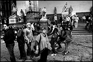 Piazza Signoria with tourists, Florence, Italy Piazza Signoria with tourists, Florence, Italy