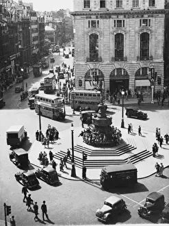 Piccadilly Circus Print: Eros Statue and Swan and Edgar Building