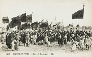 Pilgrims returning to Algeria from Mecca Pilgrims returning to Algeria from Mecca
