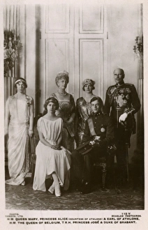 Queen Mary, Princess Alice & Earl of Athlone and others Queen Mary, Princess Alice & Earl of Athlone and others