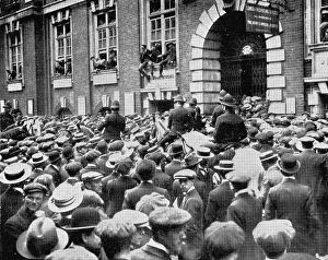Recruiting for the War in 1914 Recruiting for the War in 1914