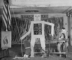 Robot, 1928 - A Mechanical Man who may do work of tomorrow Robot, 1928 - A Mechanical Man who may do work of tomorrow