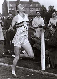 Roger Bannister - First sub-4 minute mile - Iffley Road Roger Bannister - First sub-4 minute mile - Iffley Road