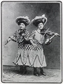 Siamese twins, Rosa and Josphine Blazek 1910 Siamese twins, Rosa and Josphine Blazek 1910