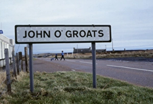 Signpost at John O Groats, Caithness, Scotland Signpost at John O Groats, Caithness, Scotland
