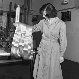 Textile Manufacturing Process Prints: Silk / Finished Yarn