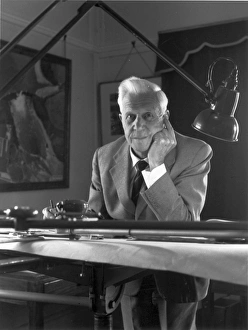 Sir Barnes Wallis HonFRAeS at his drawing board Sir Barnes Wallis HonFRAeS at his drawing board