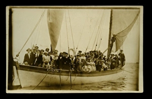 Skylark, Medina-class lifeboat, with passengers Skylark, Medina-class lifeboat, with passengers